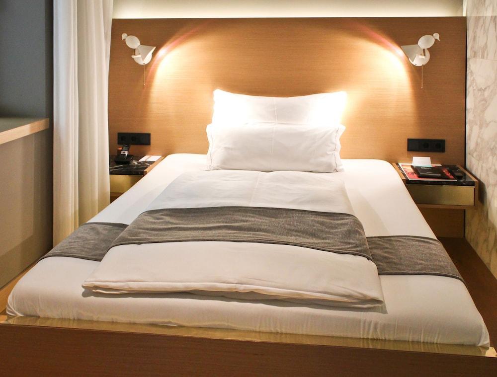 Hotel The
